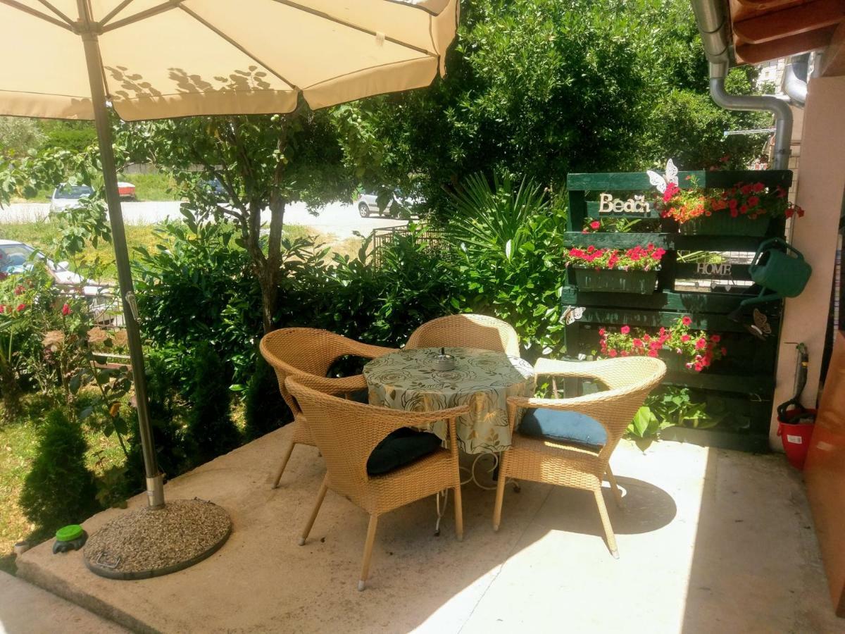 Lovely Apartment With Garden And Terrace Rijeka Buitenkant foto